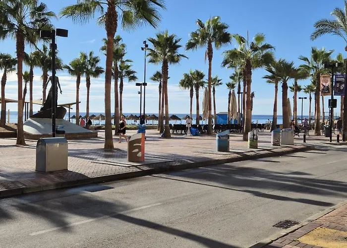 Piso Segunda Linea De Playa شقة فوينخيرولا