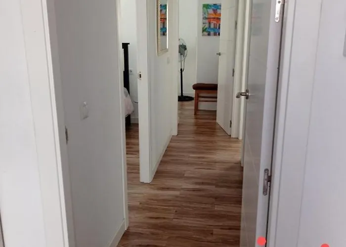 شقة Piso Segunda Linea De Playa فوينخيرولا